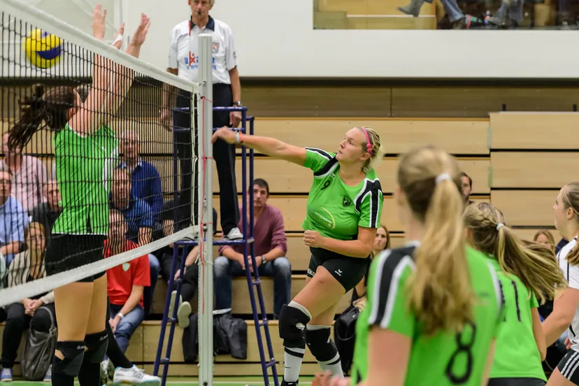 nienke visser passeert het blok van vcs