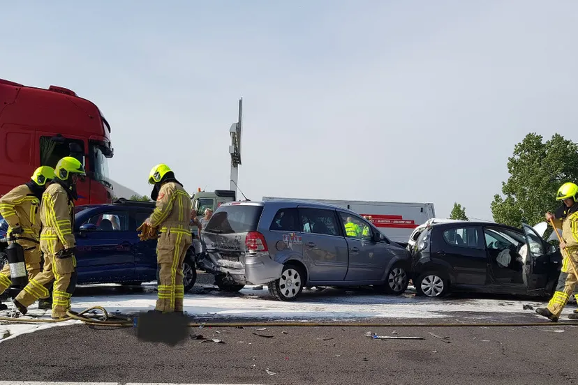 ongeluk a326 vrachtwagen 02