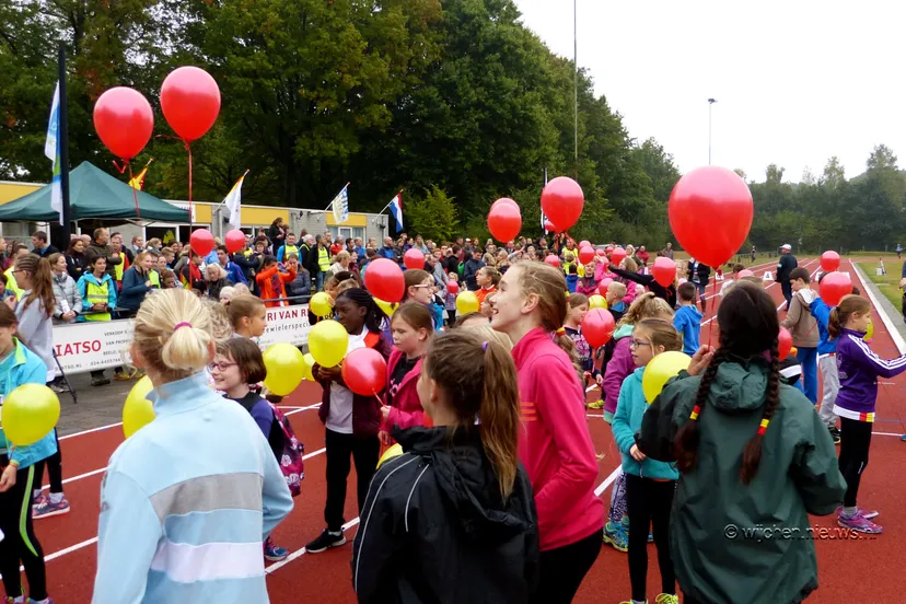 opening atletiekbaan 23