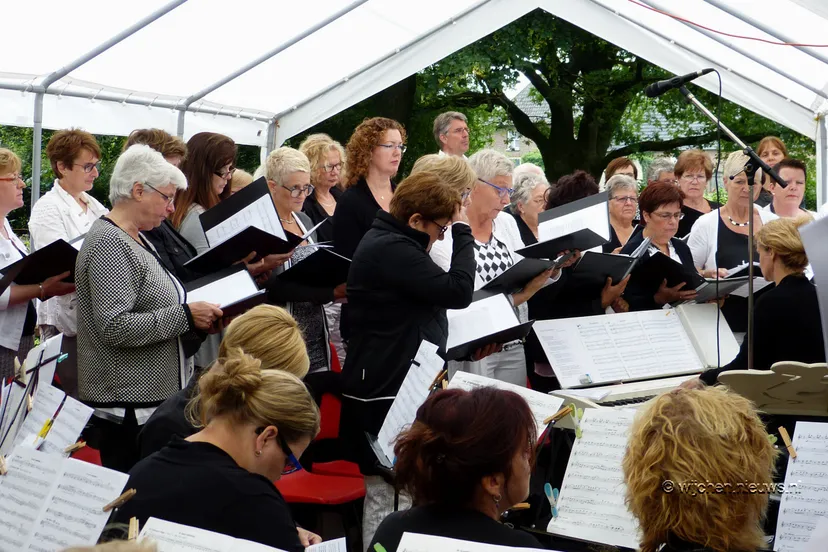 openluchtmis oude toren balgoy 2016 06