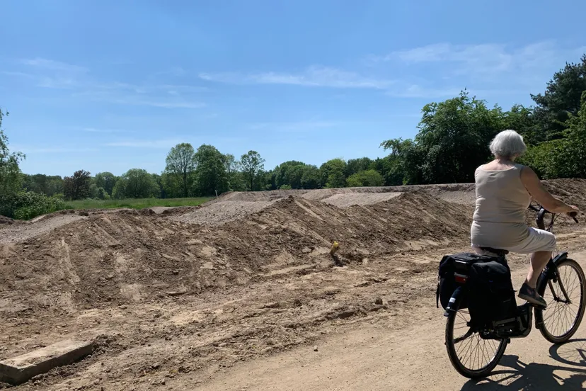 pumptrackbaan in aanbouw cizo fotor