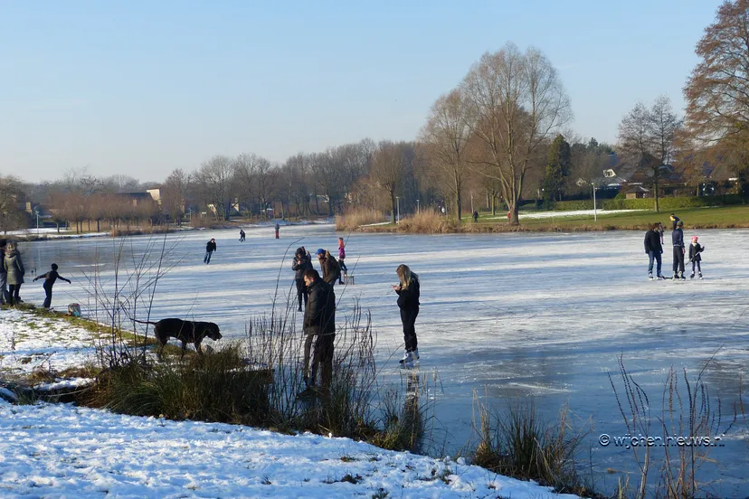 schaatsen wijchen meer 220117 00