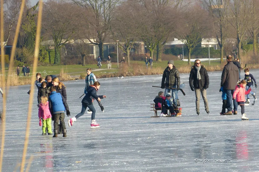schaatsen wijchen meer 220117 33