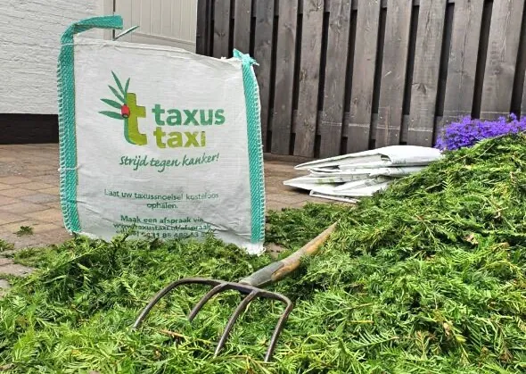 snoeisel met tas 590x0 c default fotor