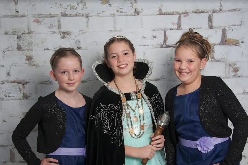 stadspompers batenburg jeugdprinses claudia 00