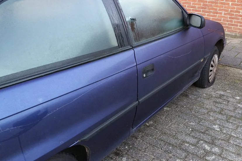 vernielingen autos karaaijenberg 02