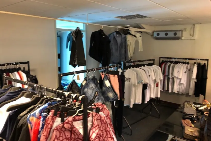 vervalste merkkleding wijchen