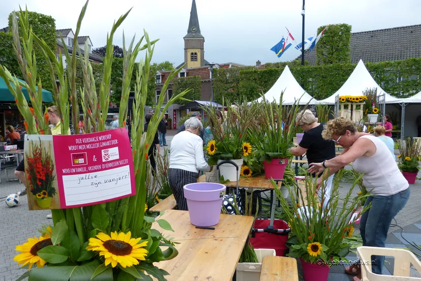 vierdaagse wijchen bloemen markt 18