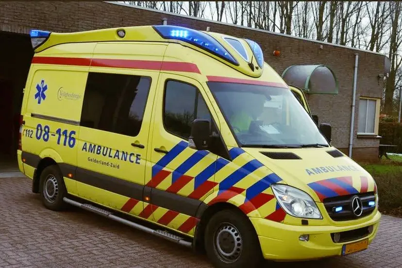 ambulance 669d80b5c9a41