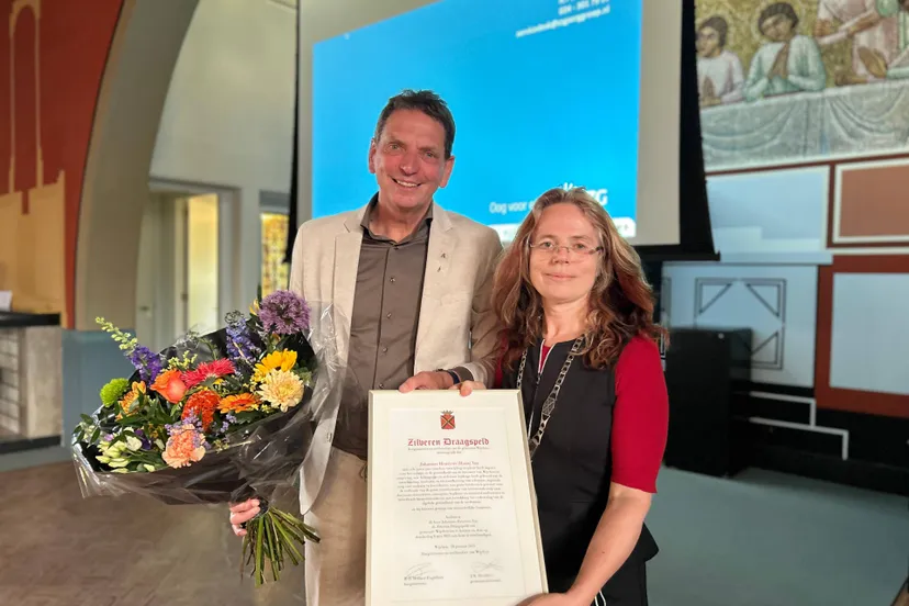 zilveren draagspeld dhr vos