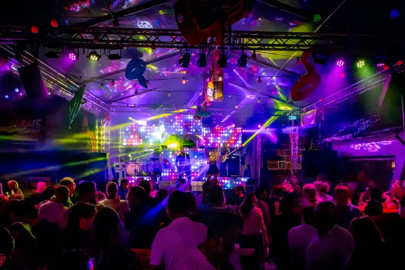 53942847301_327b871585_k