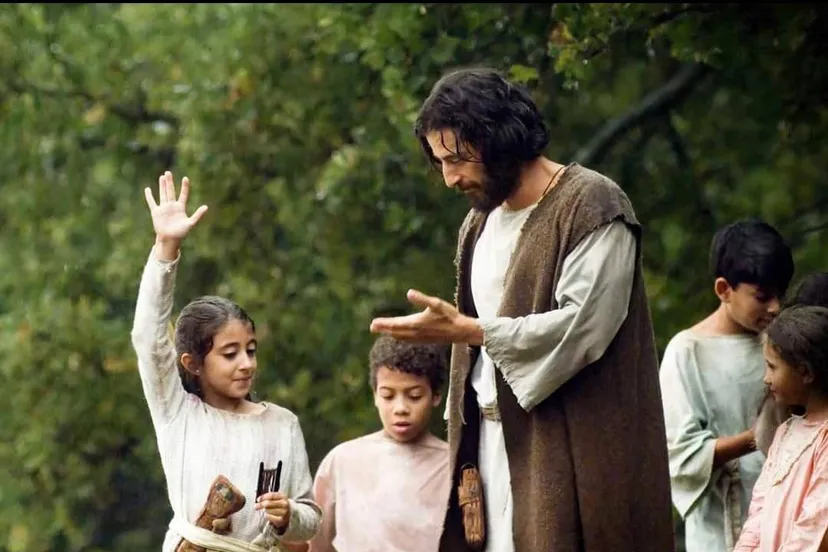 MV5BZTc3MTQ3MjQtZDRlMy00MjFlLWI1OWYtN2QwNjBhMzkxZmY1XkEyXkFqcGc@._V1_