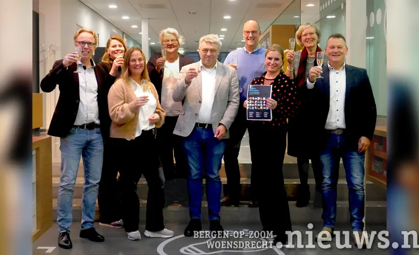 06112023 beeld ondertekening bibliotheekconvenant acht gemeenten west brabant