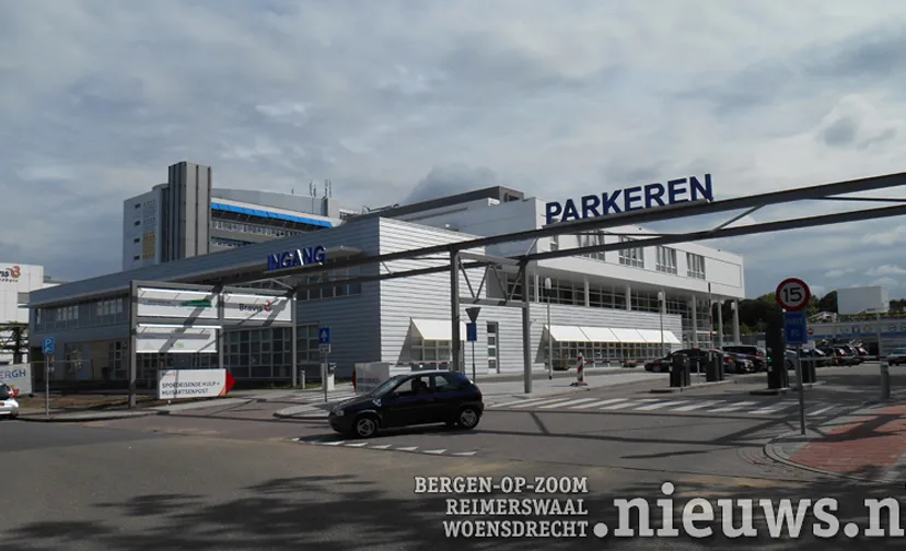 20150820 boz bravis 896 504 03a