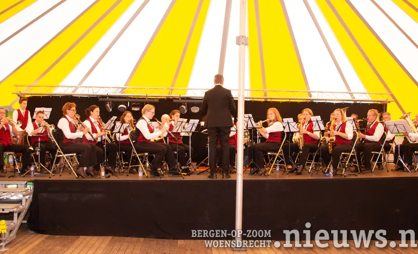 20170708 jkr aurora 125 000