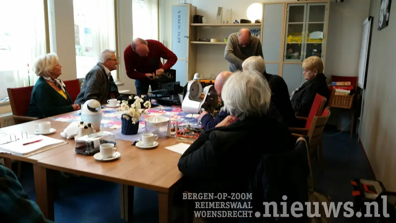 20171128 woe reparatoecafe 001