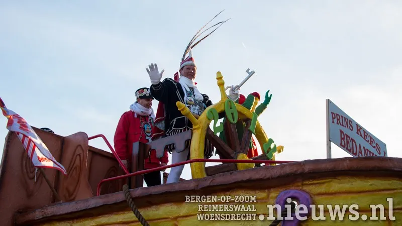 20180213 oss optocht 001 bordermaker