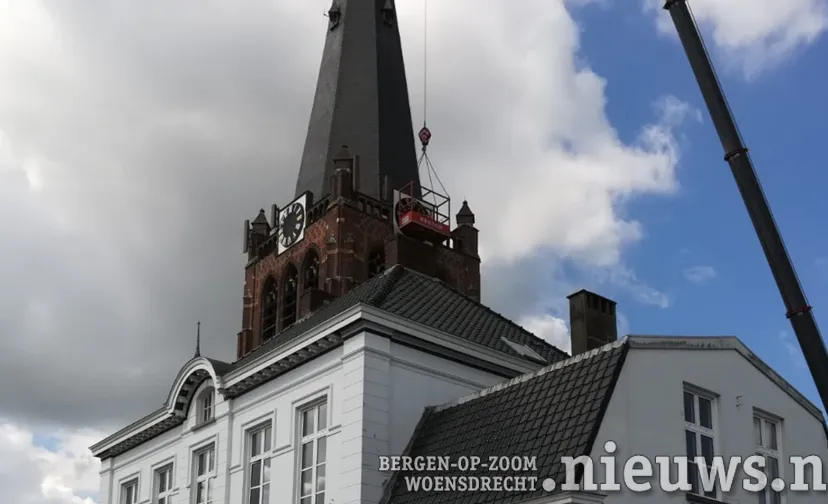 20190702 hoo kerkklok 000