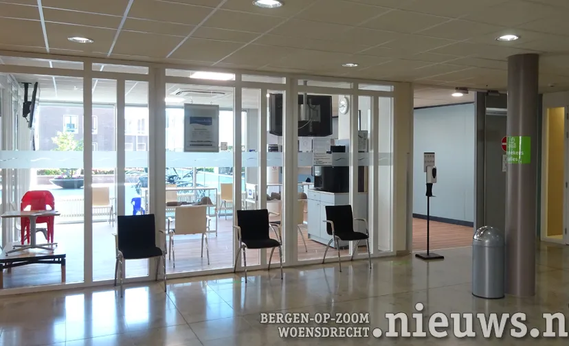 20210601 hoo loketten gemeentehuis 002b