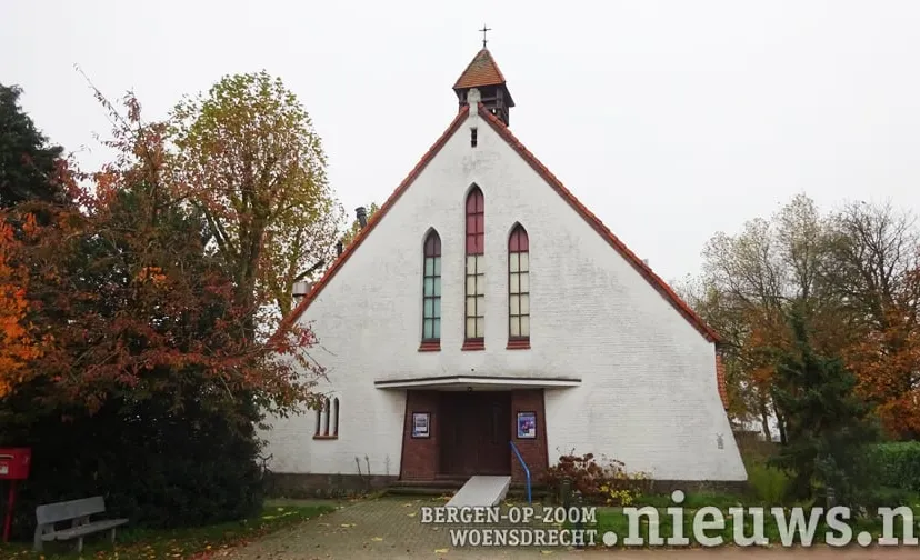 20211115 hoevene theater kapel 001b