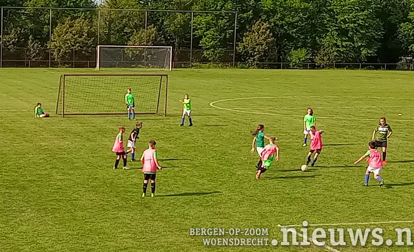 20220420 woe schoolvoetbal 003