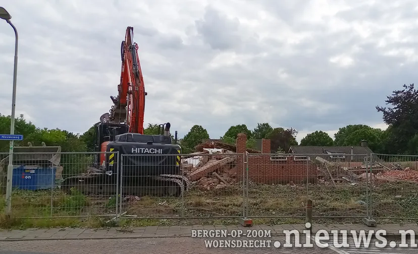 20220726 jkr hoo sloop boerderij 007