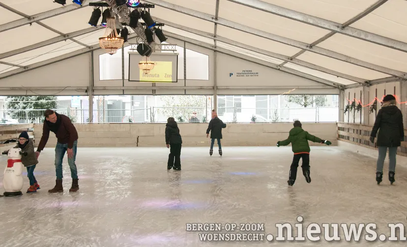 20221210 jkr hoo ijsbaan 000