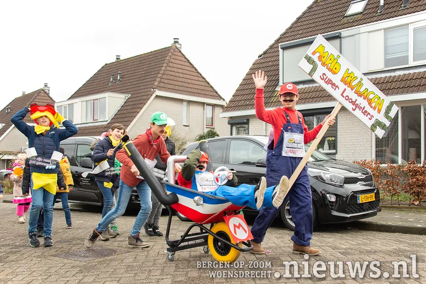 20230217 jkr woe optocht fortuna 054