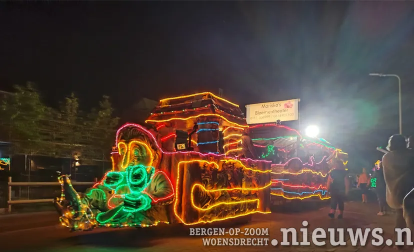 20230429 mm hoo lichtstoet 008