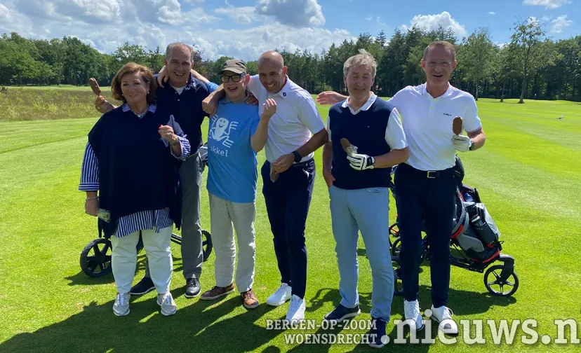 foto bij persbericht golftoernooi