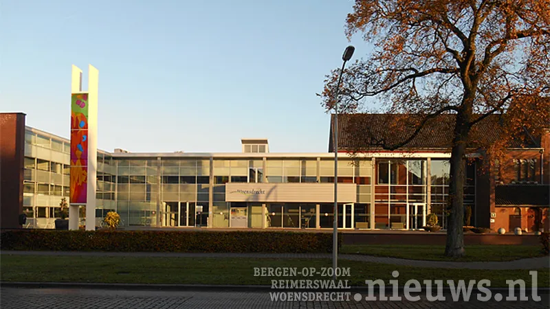 jkr hoo gemeentehuis 003