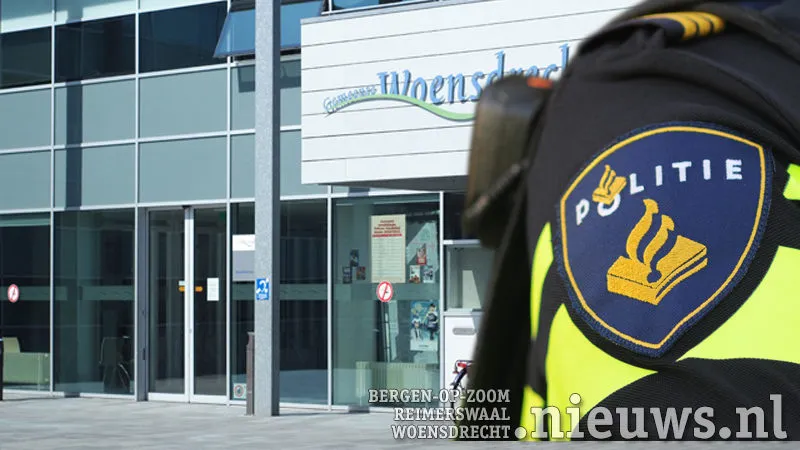 jkr hoo gemeentehuis politie e1542710901387