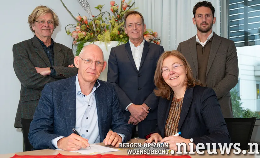 ondertekening rvb laboratoria met 5 ziekenhuizen2