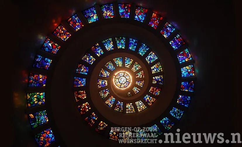 stained glass 1181864 340