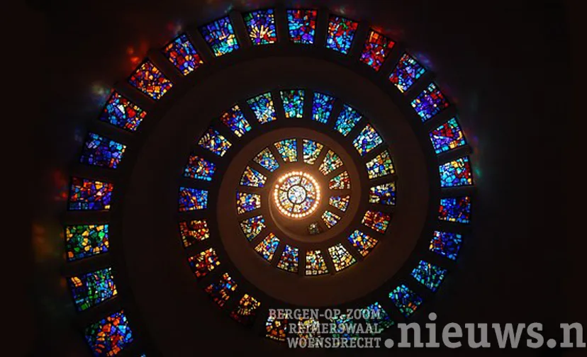 stained glass 1181864 340