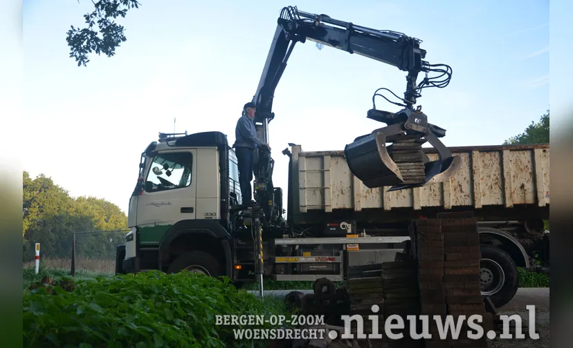 tegeltaxi woensdrecht