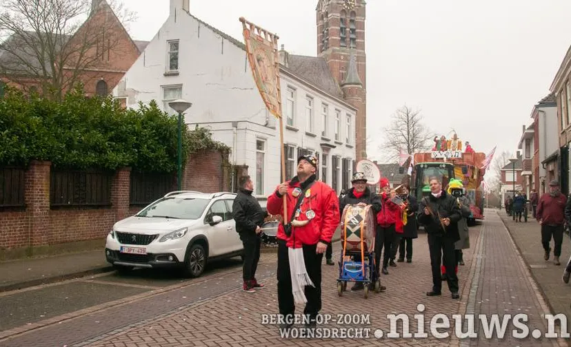 20230221 jkr oss optocht 036