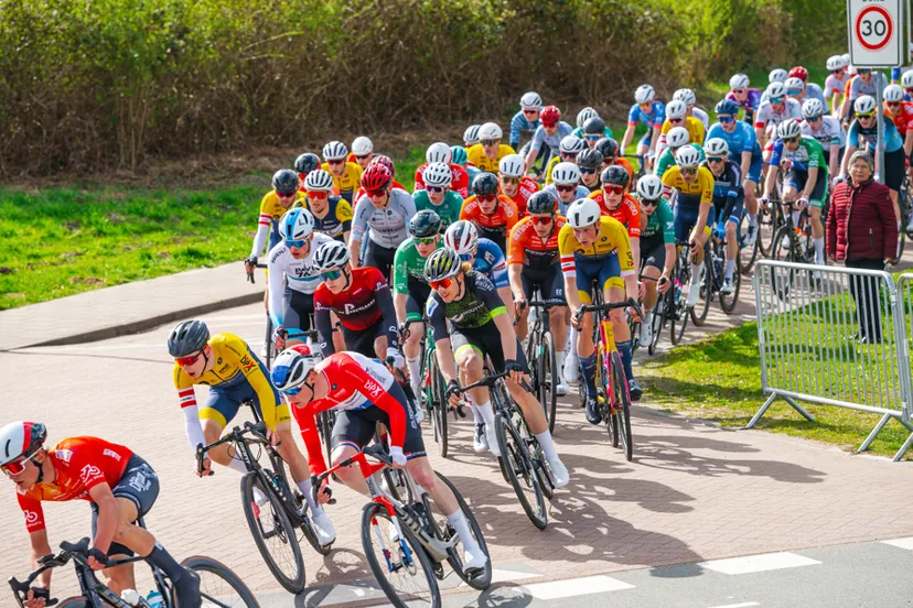 20260318_Wielrenners