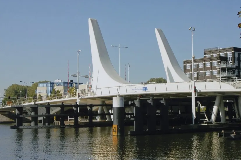 bernhardbrug gemeente zaanstad