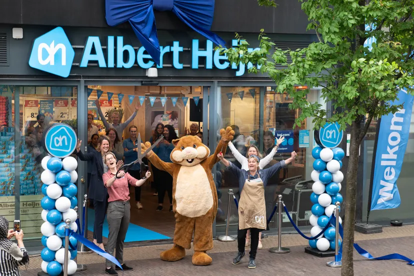 feestelijke heropening albert heijn hermitage foto albert heijn yasmin hargreaves