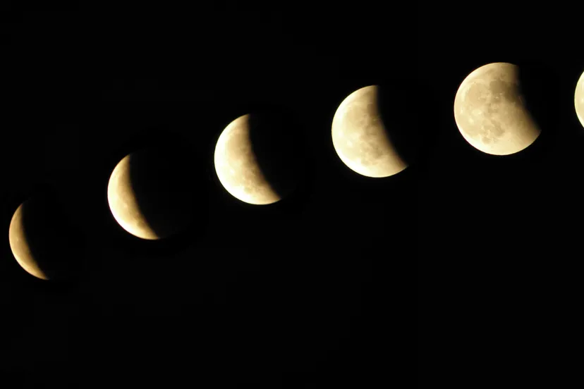 light darkness lighting moon full moon circle font eclipse event crescent phases celestial event 668454