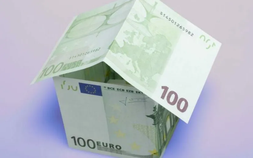 money house 915x518 1 915x518 1