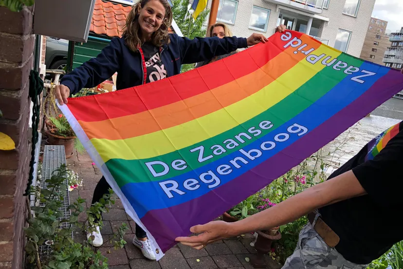 regenboogvlag zaanstad