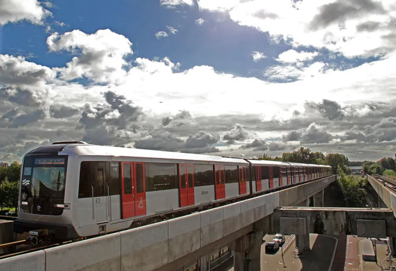 screenshot 2019 06 12 bestand metro amsterdam m5 kraaiennest jpg wikipedia