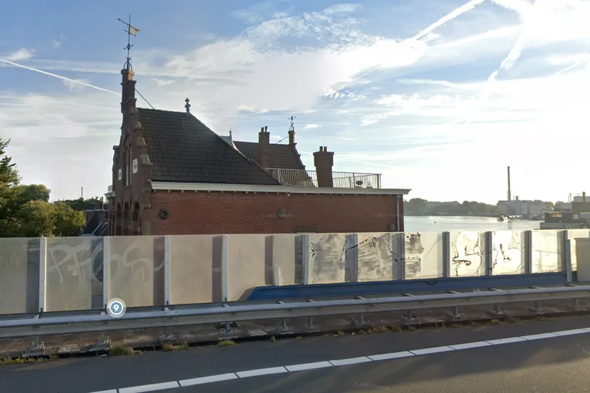 screenshot 20230415 091912