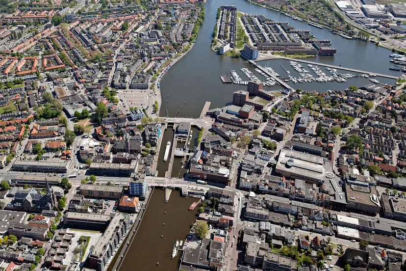 wilhelminasluis palmthoutnl