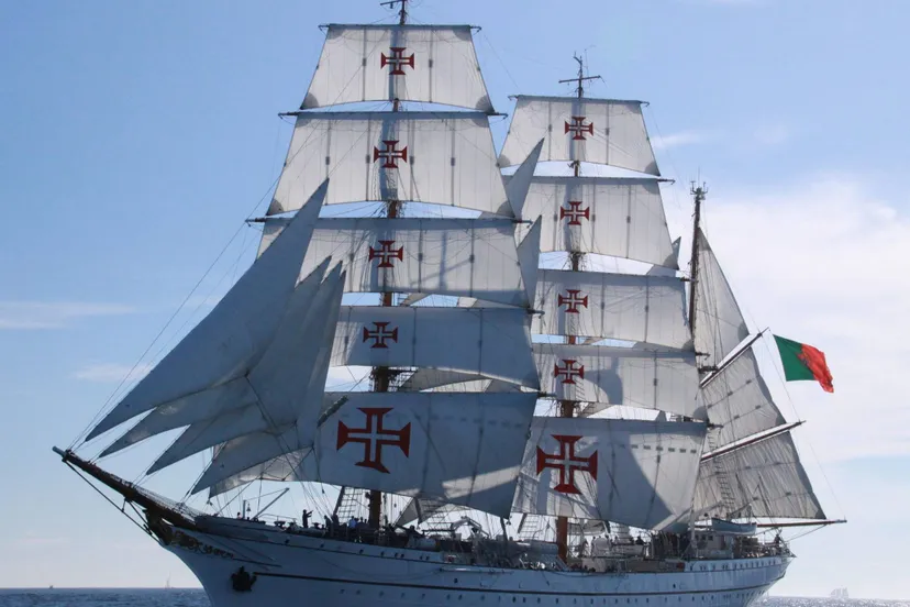 https___s3-sail-2025.webbers.dev_production_app_uploads_2019_11_Sagres_III_scaled_b6818a5c75