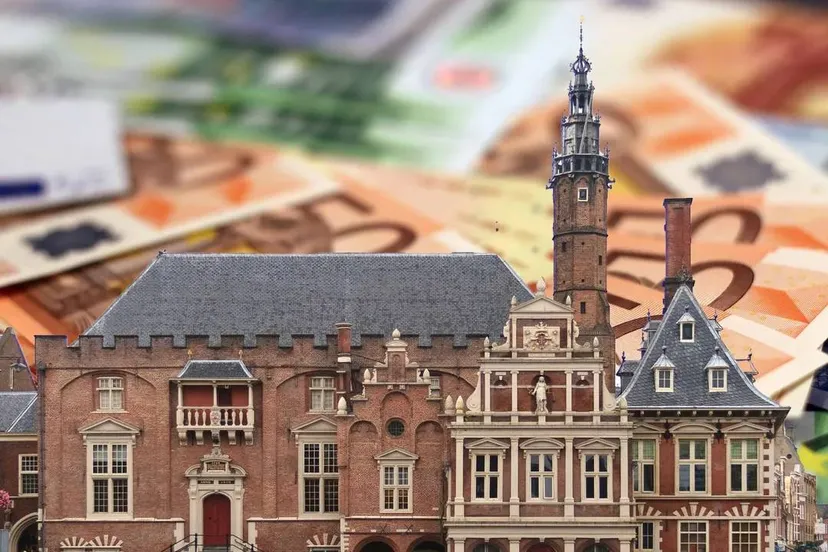 money-pixwik-68e0e2bcaa504