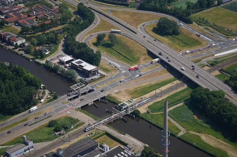 2025 11 11 nieuwsbericht onderzoeken bij brug Krommenie