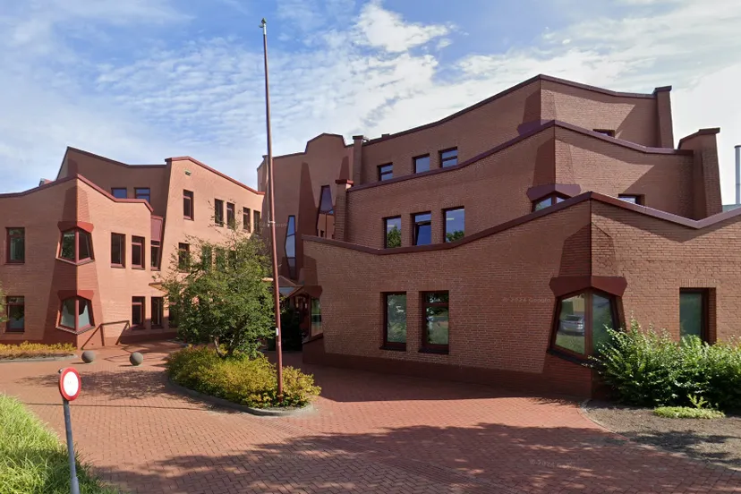 Screenshot_20251106_124810